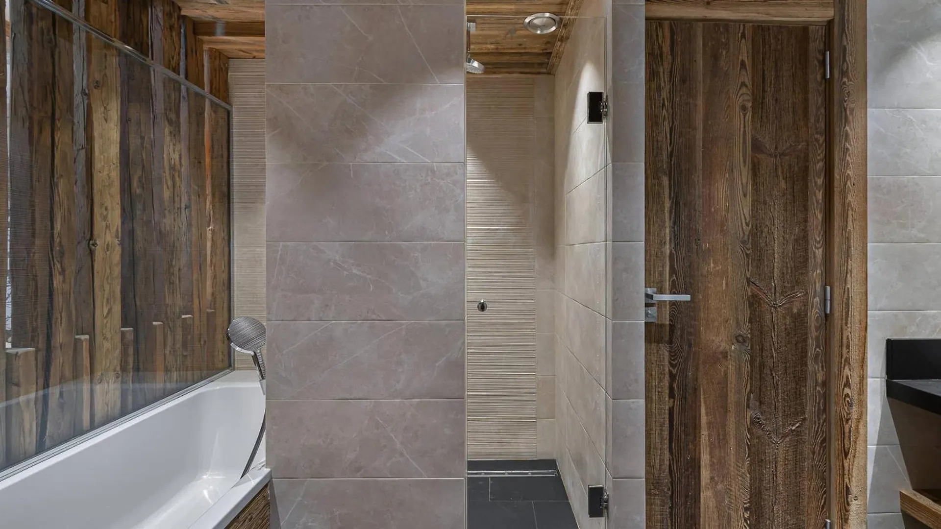 Appartement Centre Val D'Isere - Sauna, Parking, Wifi - Fr-1-567-26 0*, Val-dʼIsère